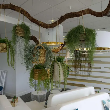 فندق Mercure Saint Emilion ليبورن