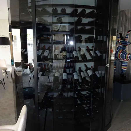 Mercure Saint Emilion فندق 4*