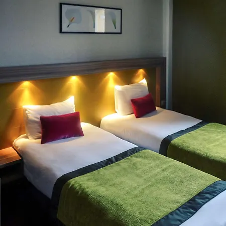 Отель Mercure Saint Emilion