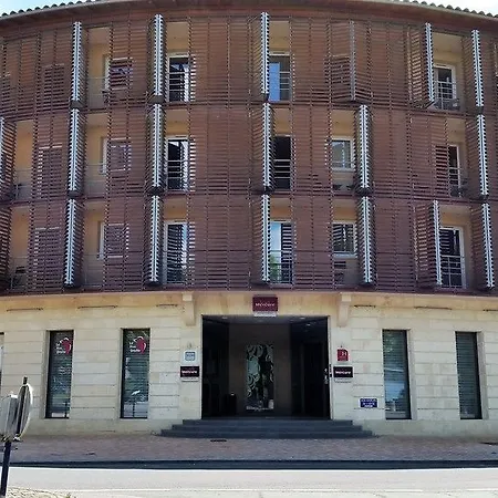 Mercure Saint Emilion Отель Либурн