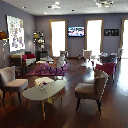 Mercure Saint Emilion Отель Либурн